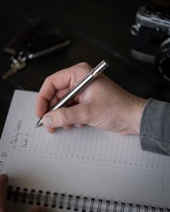 Writing with the Refyne pen